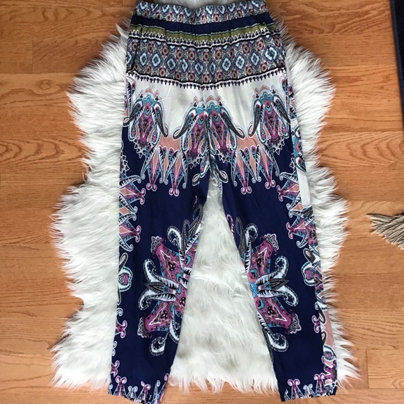 Forever 21 Pants - Women’s small pants